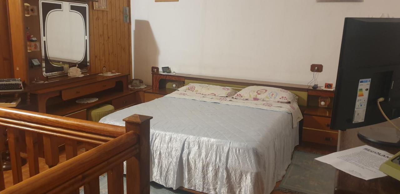 Casa Vacanze Mingos Lodio Di La Carpineta Kültér fotó