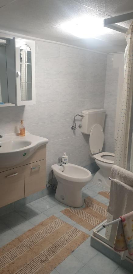 Casa Vacanze Mingos Lodio Di La Carpineta Kültér fotó
